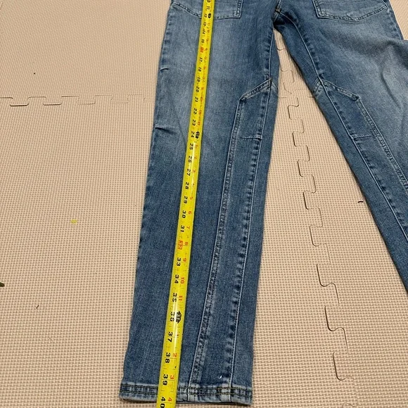 Pilcro Anthropologie wanderer Jeans in Light Blue Wash size 27 - Picture 10 of 11